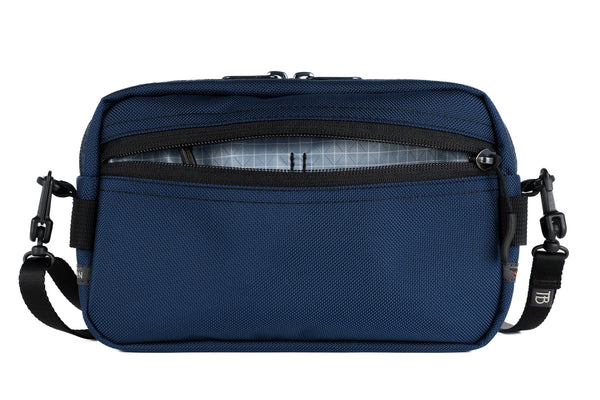 A Side Effect in Deep Blue (dark blue) Ballistic with Tidal (light blue with white grid) 200 Halcyon interior.
